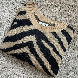 American Eagle sweater